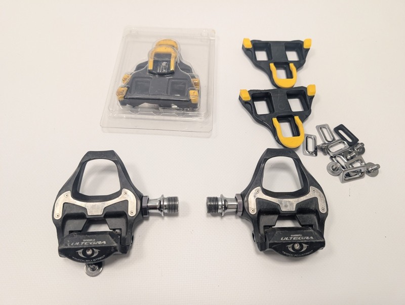 Shimano PD6800 Carbon Pedals and Cleats X 2 Yellow