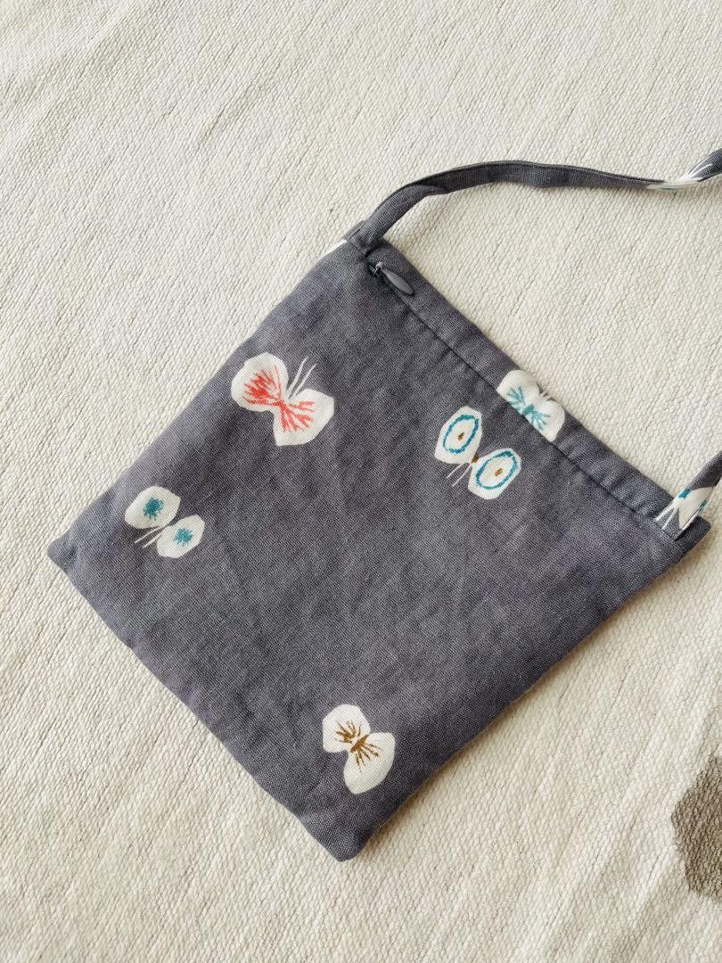 ミナペルホネン　hanahane pocket bag Mina Perhonen Hanahane Pocket Bag Grey Shoulder