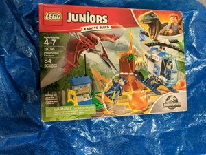lego juniors pteranodon escape 10756