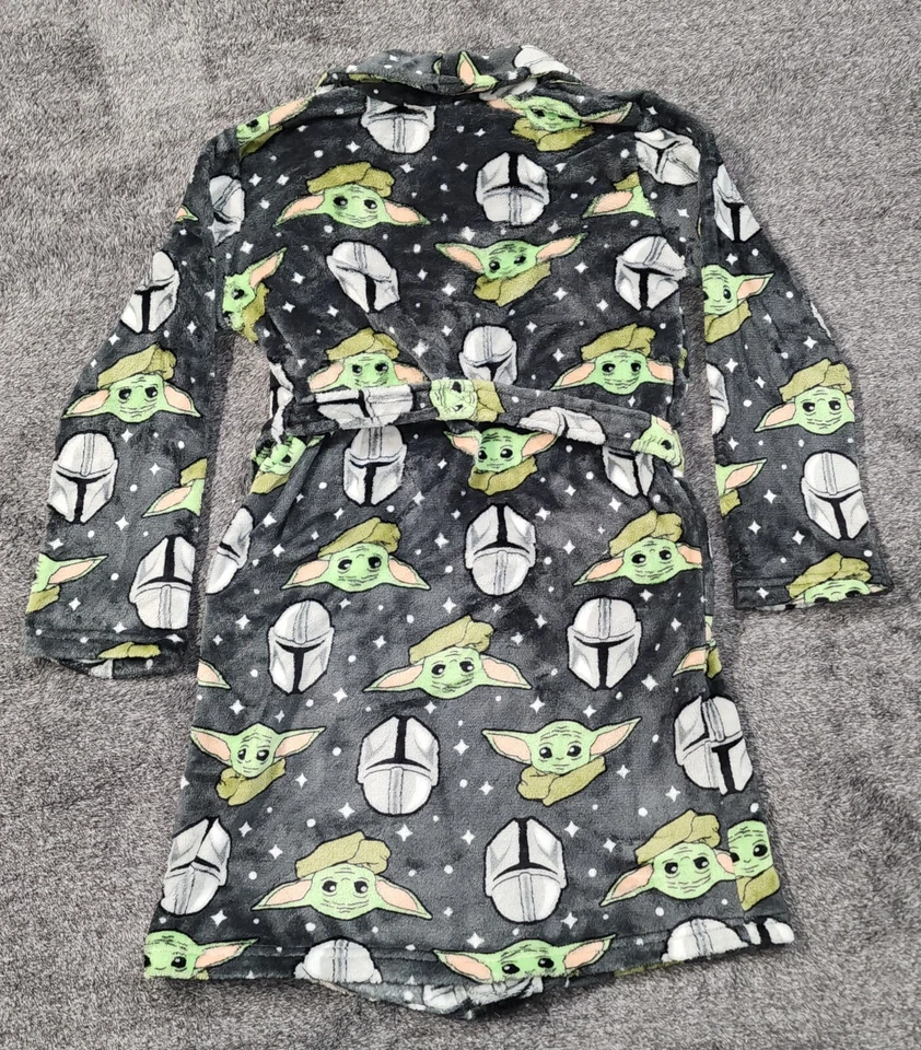 Abrigo de casa Star Wars Mandolorian Grogu para niños de felpa gris oscuro Yoda bata de baño talla M Foto 2 de 4