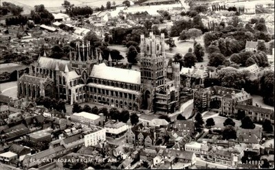 Postkarte Kirchen Bauwerke ~1960 ELY Cathedral Aerial View Luftaufnahme Luftbild