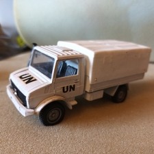 SOLIDO MILITAIRE SIMCA UNIC SUMB 4X4 ONU OCCASION TRES BON ETAT SANS BOITE