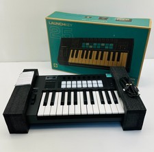 Novation LAUNCHKEY 25 MK4 Ableton  Keyboard C...