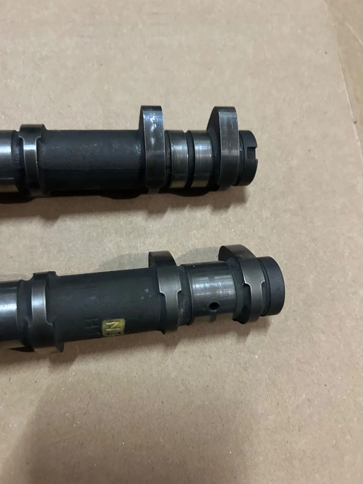 Árbol de levas Suzuki GSXR 600 2006 Foto 4 de 4