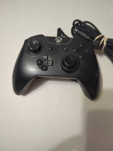 Razer Wolverine Tournament Edition Gaming Controller RZ06-0199 for Xbox One & PC