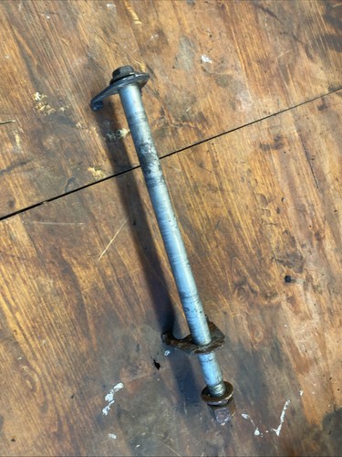 SUZUKI GS 500 e Hinterradachse