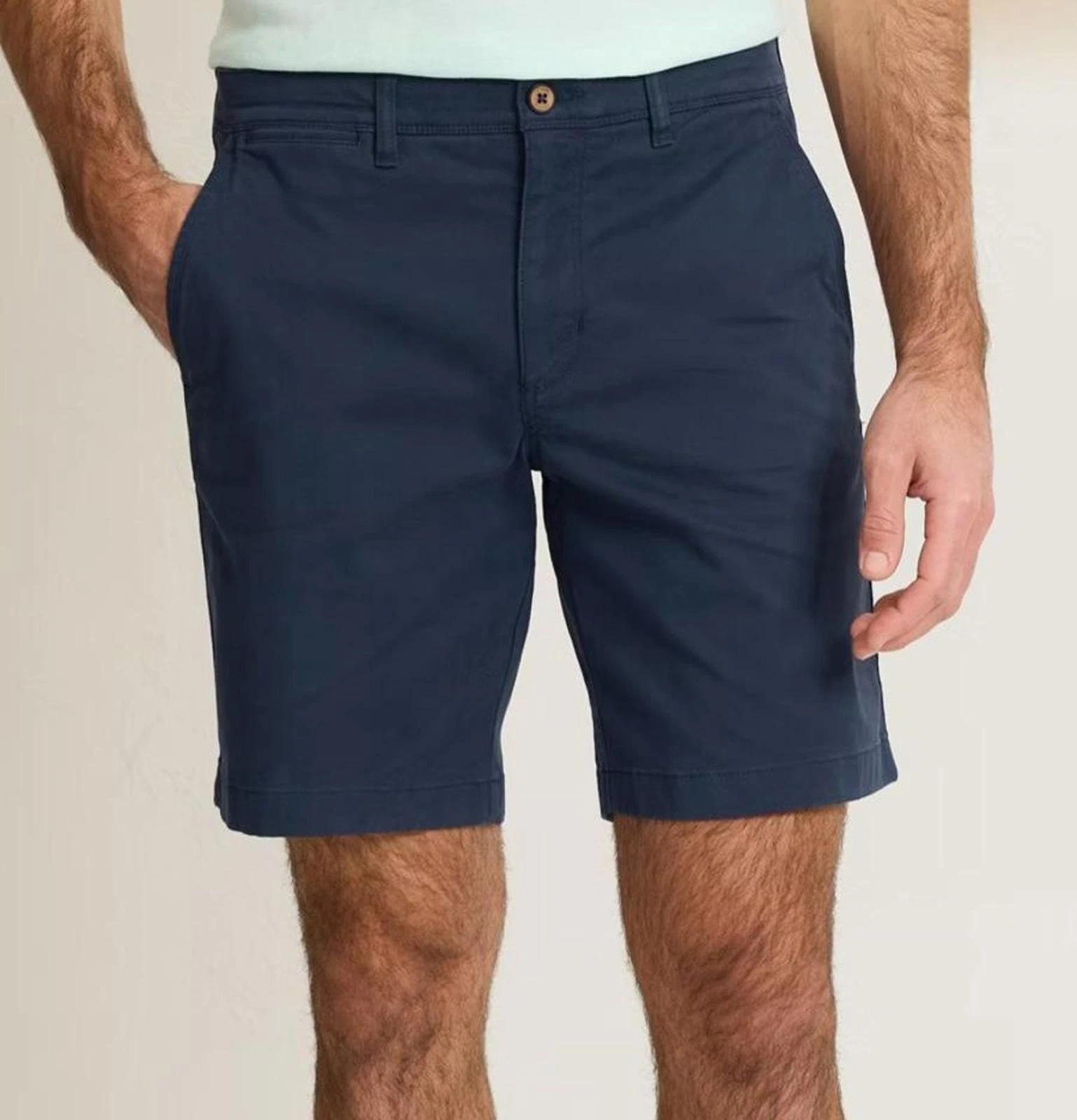 Tommy Bahama Men's Navy Blue Cotton Blend Shorts Size 36