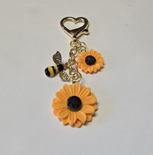 Sunflower Bee Goldtone Purse Charm With Heart Clasp Gifts Holidays Flowers