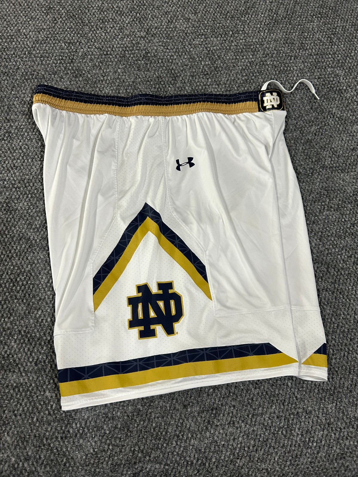 Notre Dame Fighting Irish Under Armour Game Shorts Mens 2xl white thumbnail 10