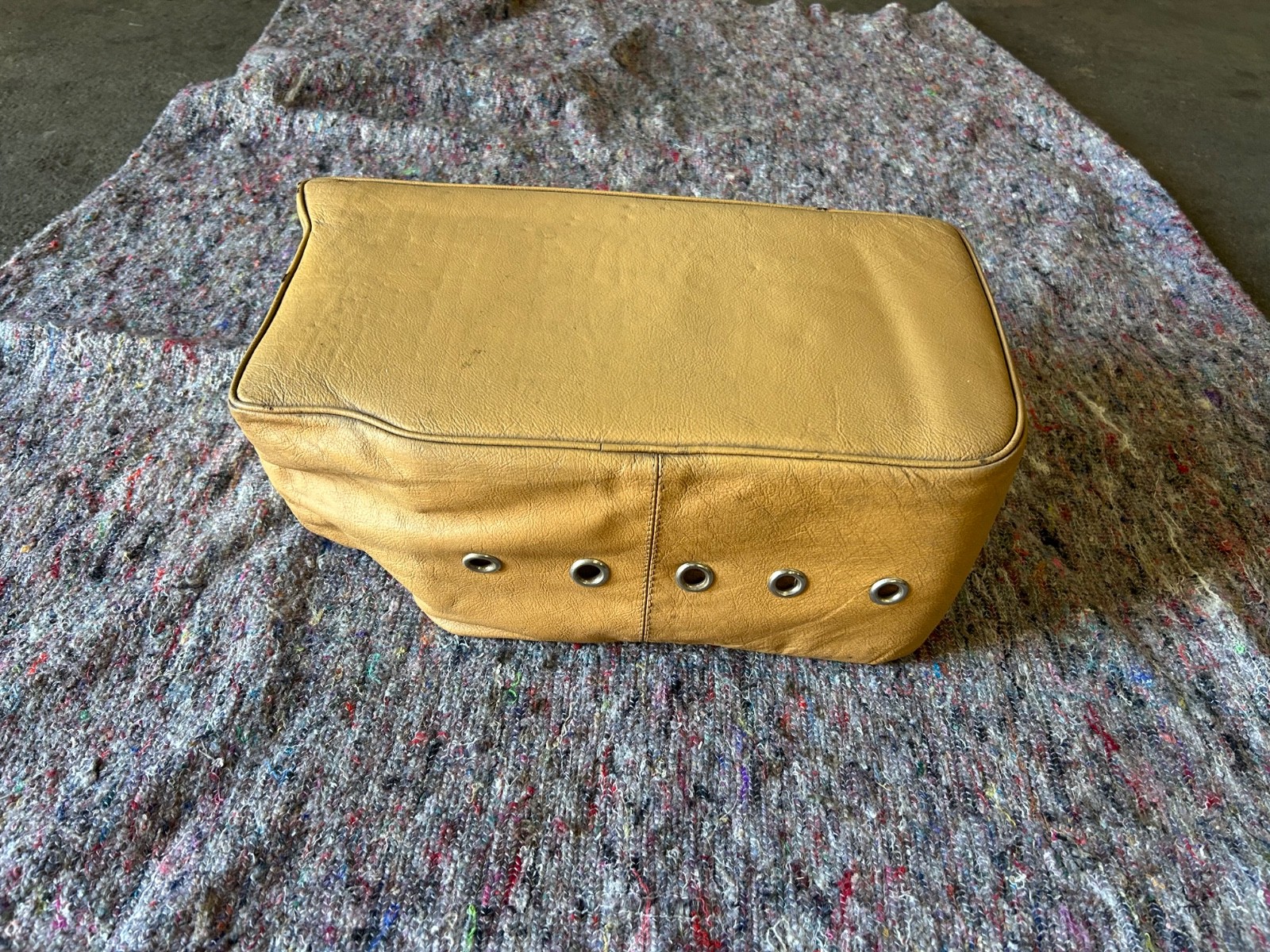 Maserati Ghibli rear cushions pillow
