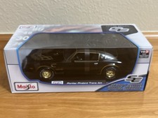Maisto 1:18 Pontiac Firebird Trans AM Black With Gold Trim Smokey And The Bandit