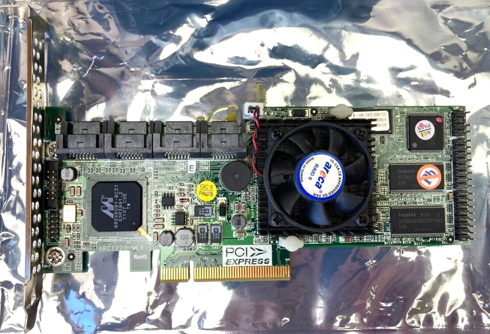 ARECA ARC1220 8 PORT SATAII RAID 3Gbps PCIe w/ Hard Drives and Enclosure - Image 2 of 4