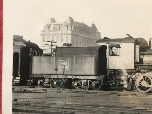 Canadian National Railway Railroad Engine Locomotive No. 1939 Antique Photo - Picture 3 of 5
