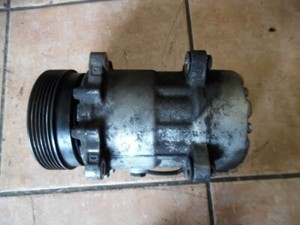 VW Golf IV 1J1 1,6 Klimakompressor Klimaanlage