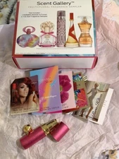 SCENT GALLERY FRUTIY/FLORAL WOMEN SAMPLE SET VIAL