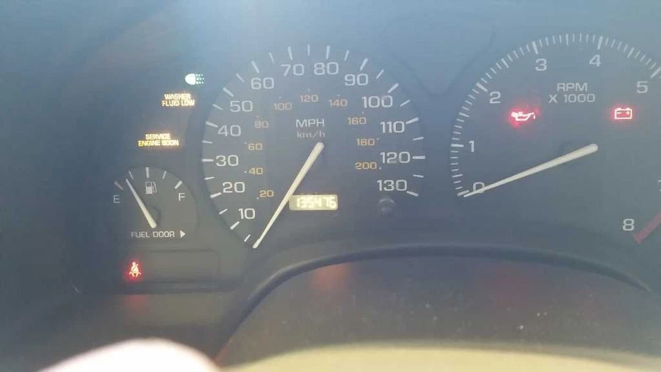 LUZ TRASERA SEDÁN TAPA MONTADA L300 LS2 SE ADAPTA A 00 SATURN SERIE L 97308 Foto 2 de 4