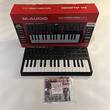 M-Audio Oxygen Pro Mini 32 Key USB MIDI Keybo...