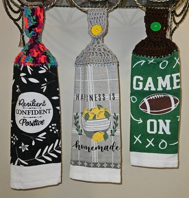 Hanging Dish Towel w/Crocheted Topper