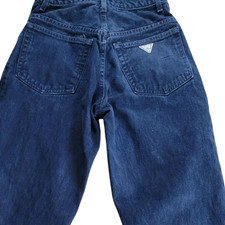 Vtg. Guess Jeans USA Women  s 28x32 High Rise Classic Fit Denim Made in USA 4349