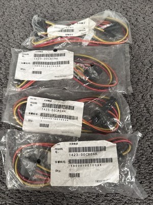 SATA Data Power Split Cable HDD DVD PC Internal Wire 22pin to 7pin + 4pin Molex