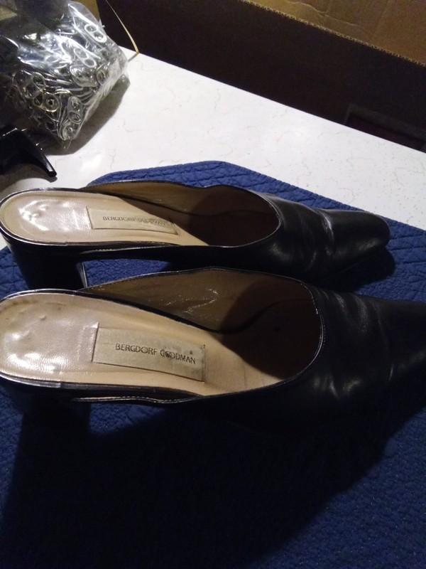 Bergdorf Goodman Black Leather Mules, Sz 8
