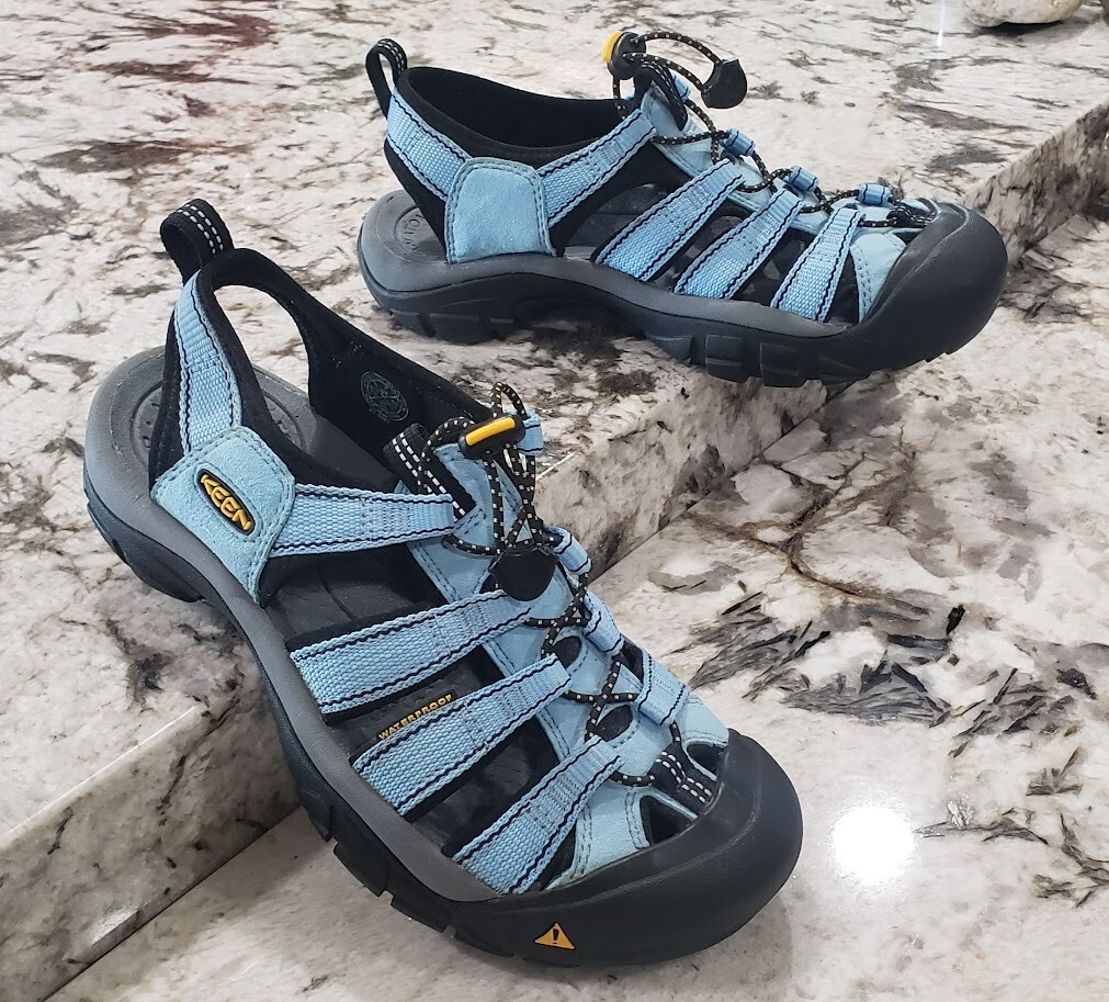 KEEN sandali donna scarpe NEWPORT H2 escursionismo impermeabili cipria blu grigio usati in ottime condizioni