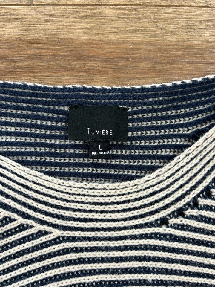 Lumiere Women's Sz L Striped Dolman Sleeve Sweater Blue/Ivory Chunky Knit Soft - Image 3 of 4