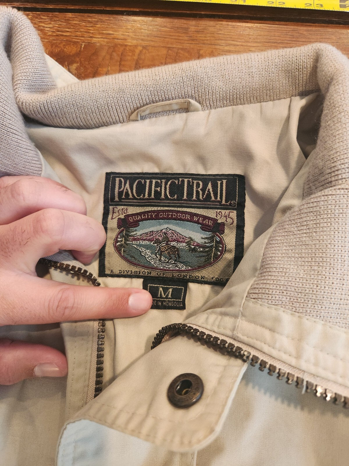 Vintage Pacific Trail Sportswear Jacket Mens Medium Beige Zip Up S28