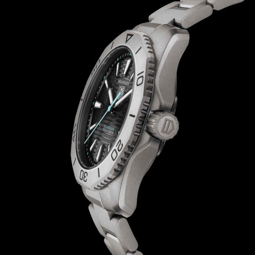 TAG Heuer Aquaracer Professional 200 Solargraph WBP1180.BF0000 - Picture 8 of 12