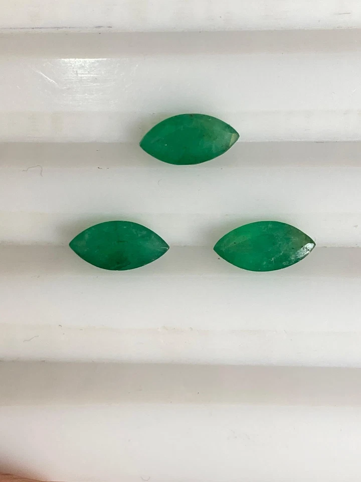 Juego de 3 piezas de piedras preciosas facetadas naturales de Zambia corte marquesa esmeralda, 8x4 mm Foto 2 de 4