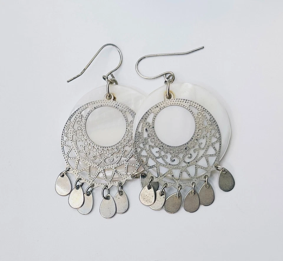 Винтажные серьги-подвески с перламутром и богемной люстрой - Изображение 4 из 4