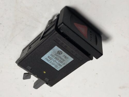 VolksWagen Passat Emergency Blinker Hazard Switch P: 3B0 953 235 D OEM Warranty! - Picture 3 of 4