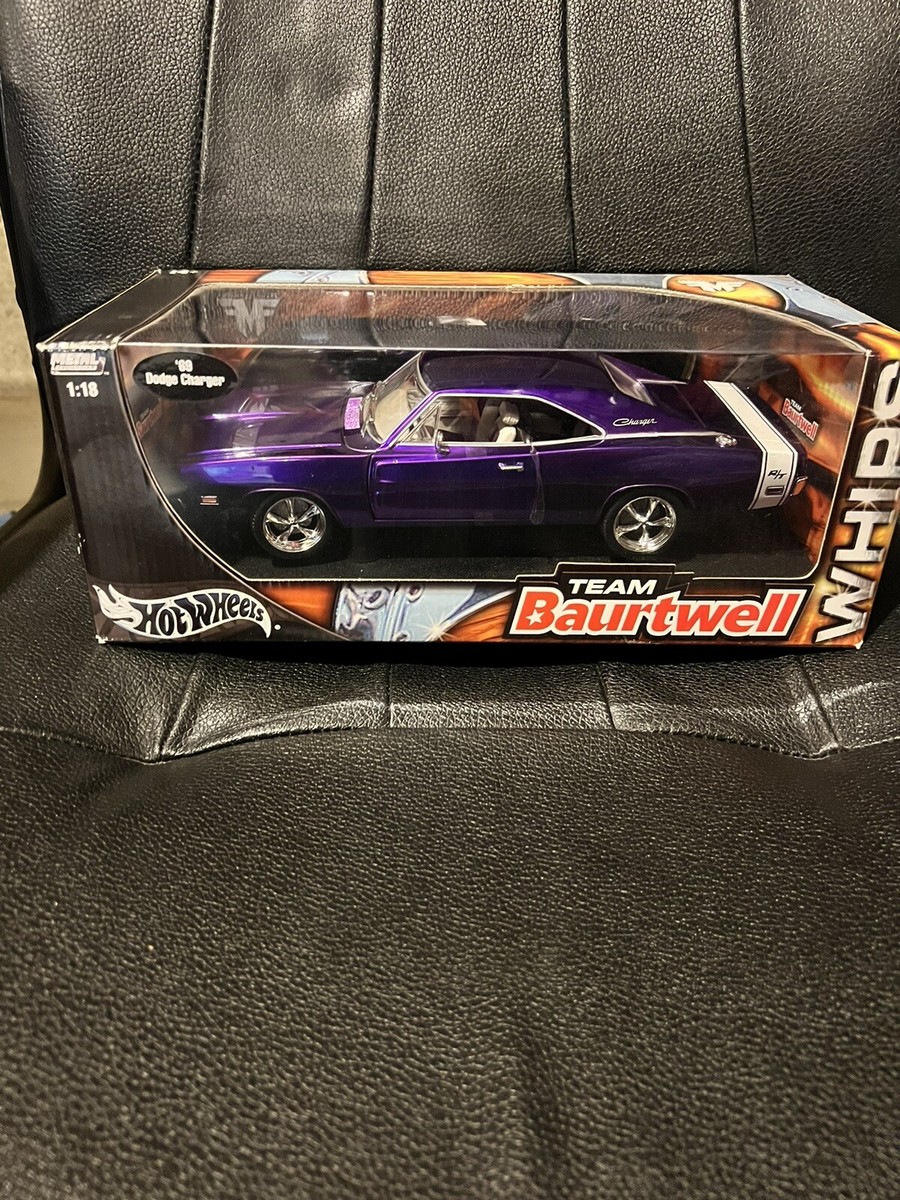 HOTWHEELS 69’ DODGE CHARGER 1:18 HOT WHEELS '69 DODGE CHARGER MODIFIED LIMITED EDITION 1:18