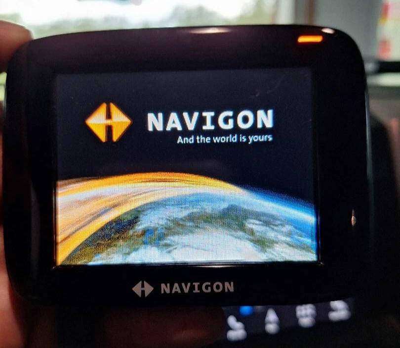 Navigon 2100 GPS Navigation System 3.5” Touch Screen 48 Lower States Tested Good - Image 3 of 4