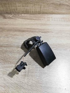 Mercedes-Benz-E-Class-W213-A2138600569-Seat-Belt-Latch-Buckle-Tensioner