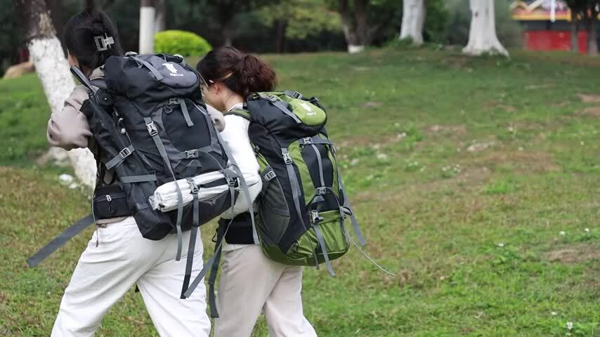 70L Wanderrucksack Wasserdicht - Trekking Rucksack Outdoor