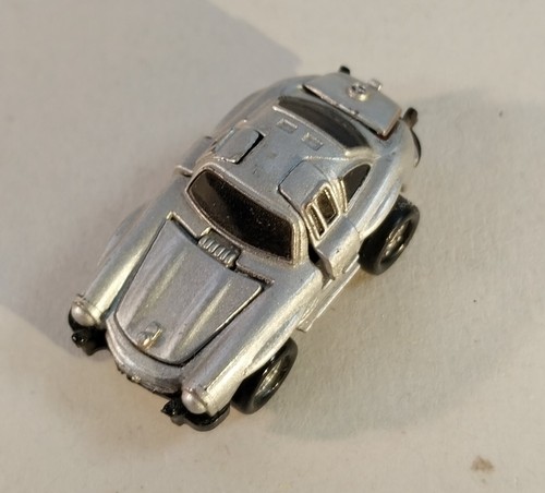 Lewis Galoob Micro Machines 1954 Mercedes Benz 300 SL gullwing. Nice. 1.25" Silv - Picture 3 of 6