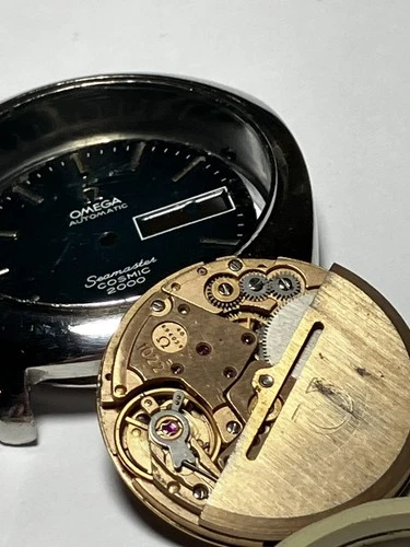 OMEGA SEAMASTER COSMIC 2000 AUTO 23 JEWELS CAL.1022 Day date Black Dial project