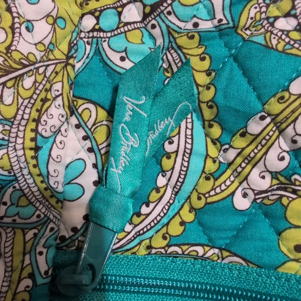 Vera Bradley Hanging Garment Bag Peacock Teal Green Quilted Travel Luggage - Image 3 of 4