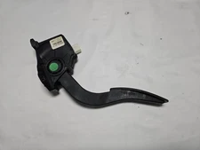 2012 - 2020 Chevy Sonic Accelerator / Throttle Pedal (OEM) 96858781
