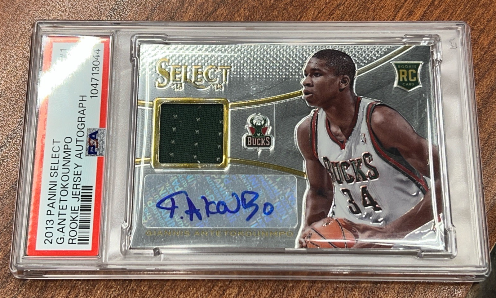2013-14 Giannis Antetokounmpo #1 Select Rookie Jersey AUTO RPA PSA 7 NM RC Bucks