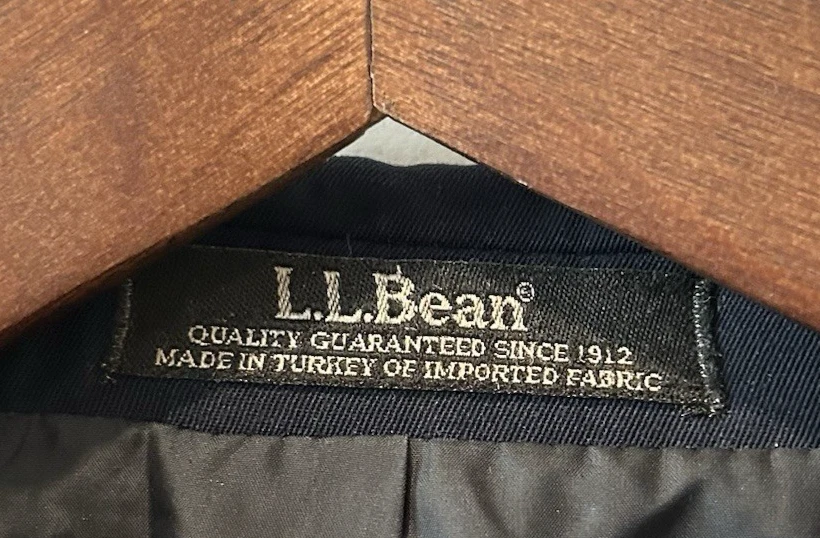 LL Bean Blazer Sport Jacket Mens 42R Navy Blue Gold Buttons Vintage Preppy - Image 2 of 4