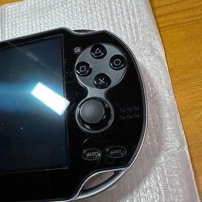 プレステーション　ヴィータ Sony PlayStation Vita 1GB Handheld System for sale online | eBay