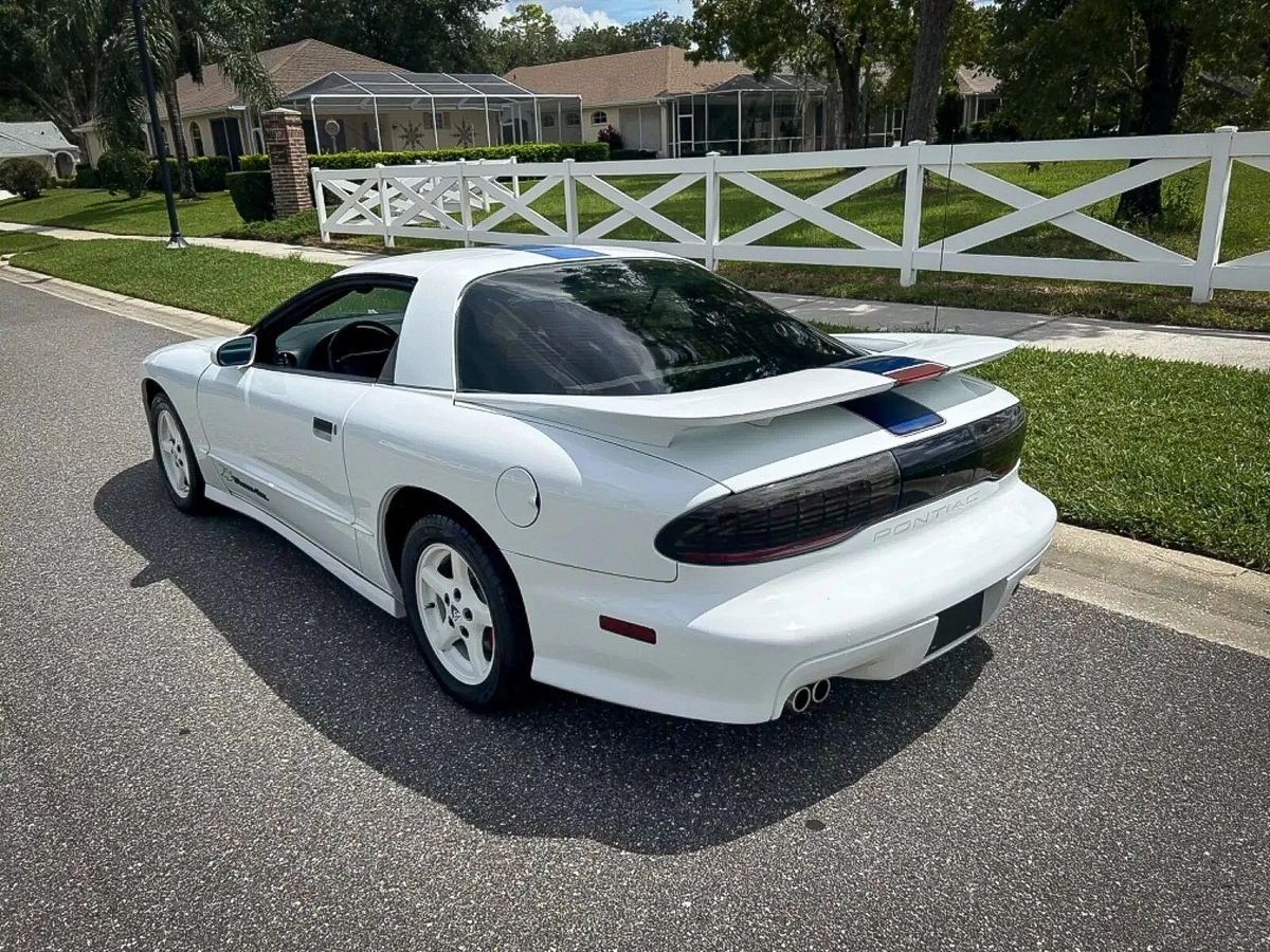Click photo thumbnail to view