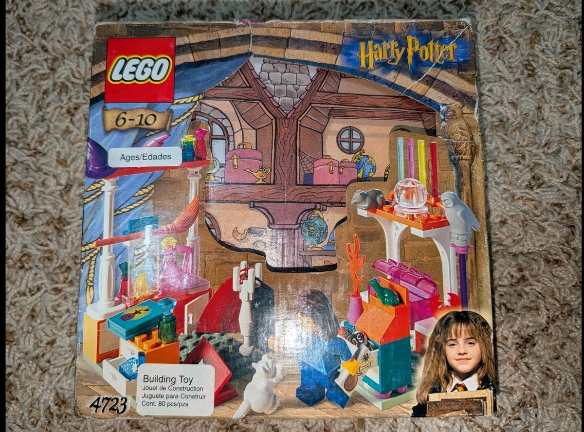 LEGO 4723 Harry Potter Diagon Alley Shops Vintage 2001 Set DMG Box