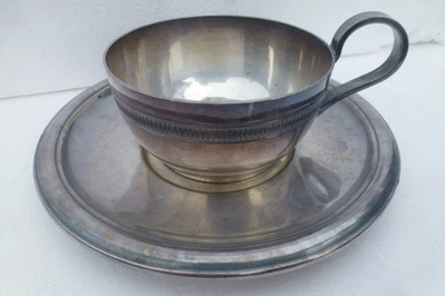 TASSE à CAFÉ Thé Métal Argenté Poinçons Saint-Medard + SM + 4 SOUS TASSE 6g +? - Photo 1/4