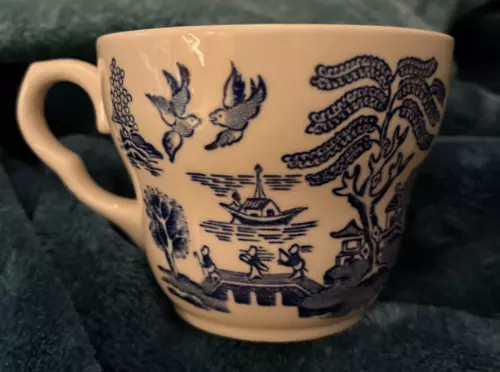 Blue Willow England Tea/Coffee Cup