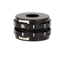 Trakker 20/20 Wrap Counter Carp Fishing Baiting Up