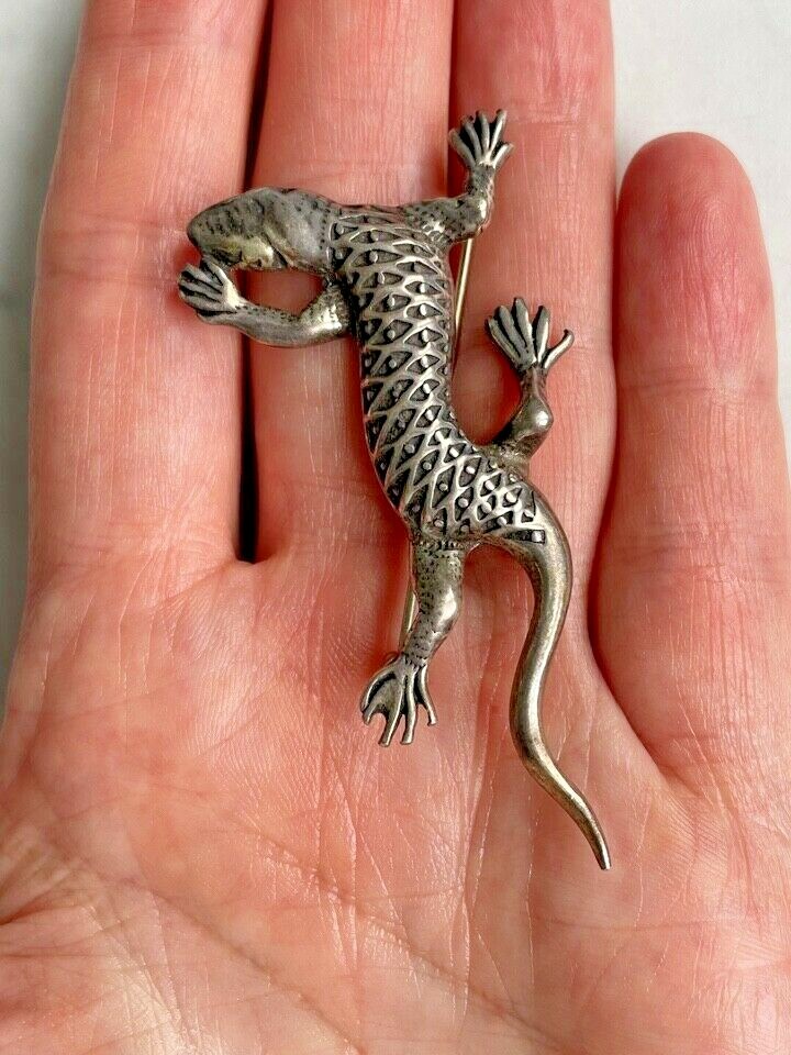 SOLID CAST 925 STERLING SILVER LIZARD BROOCH - image 5