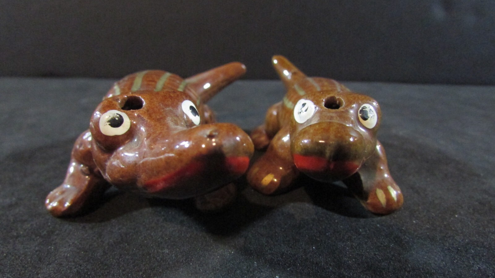 Vintage Salt and Pepper Shakers Brown Alligator Florida Kenmar